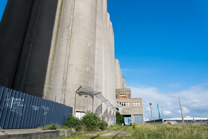 Silos à Grain Désaffectés Sur Les Docks, Le Havre